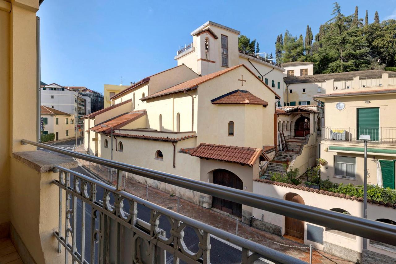 4 Passi Mare Finale Ligure Exterior foto