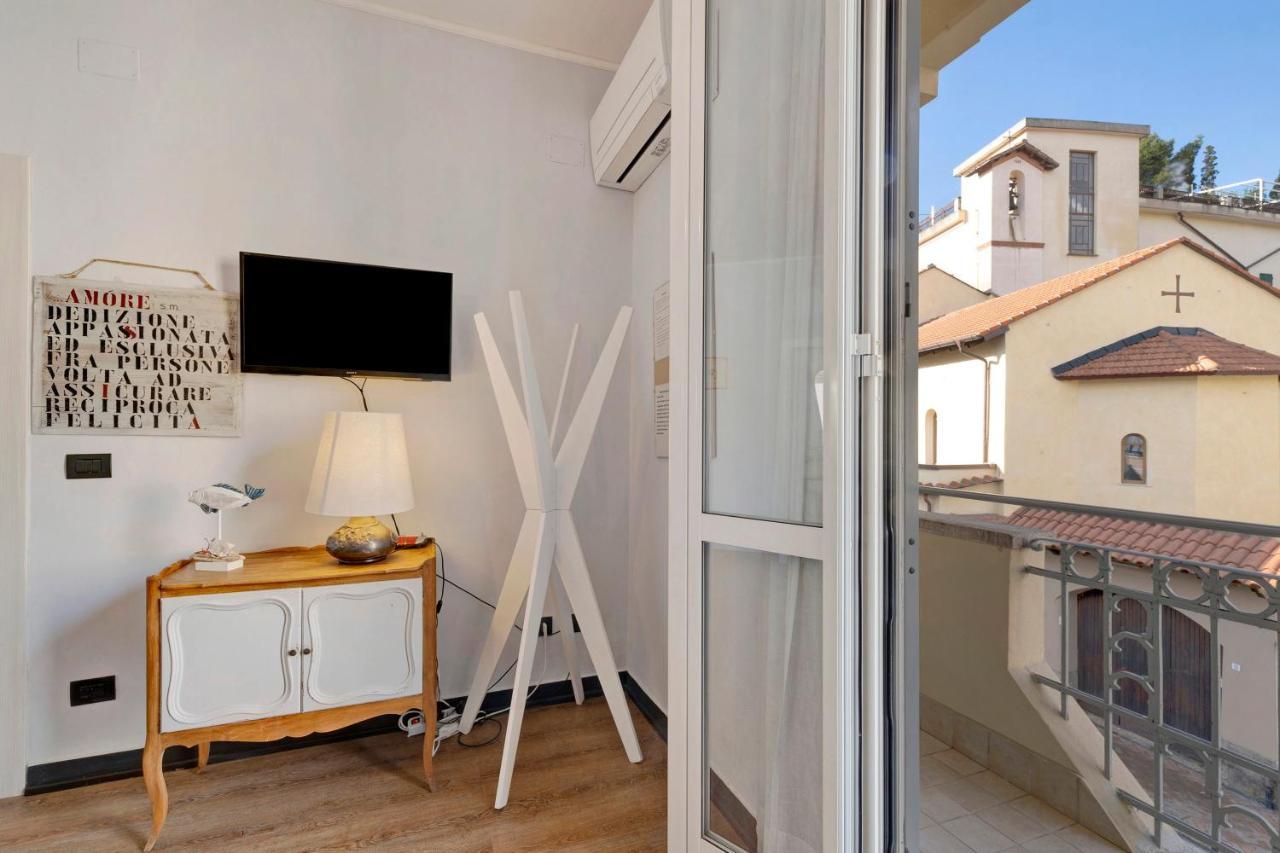 4 Passi Mare Finale Ligure Exterior foto